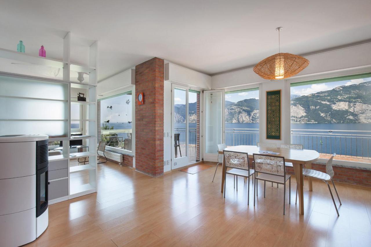 Apartment Windows On The Lake マルチェージネ エクステリア 写真